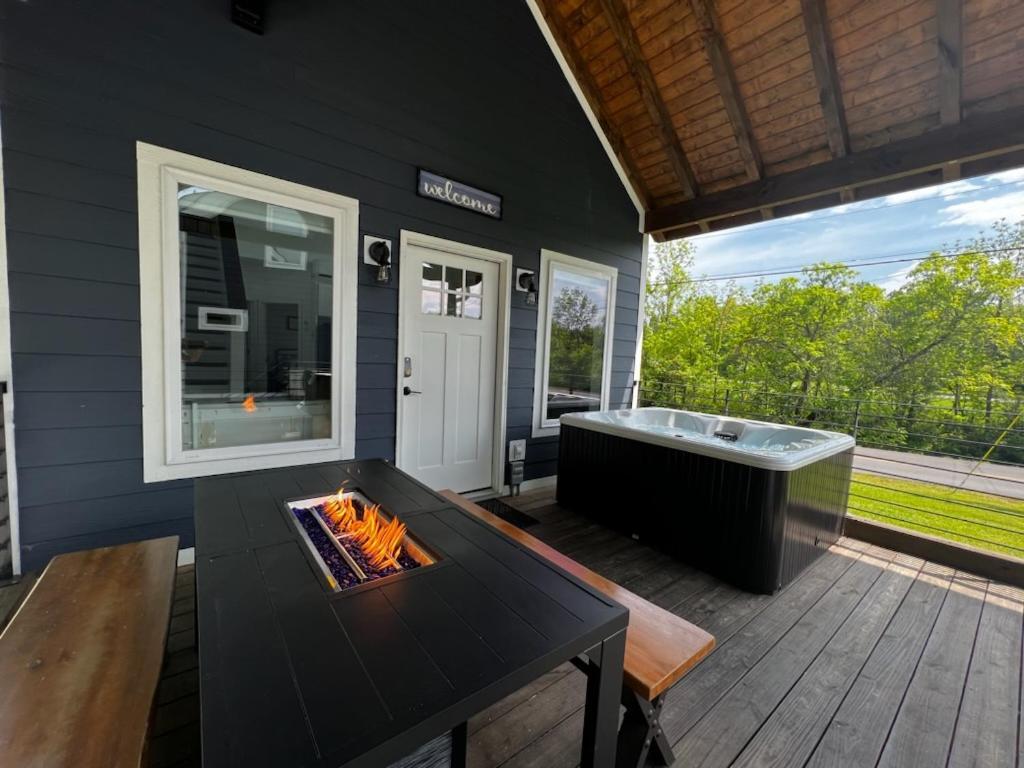 Modern Smoky Mountain Tiny House Apartamento Pigeon Forge Exterior foto