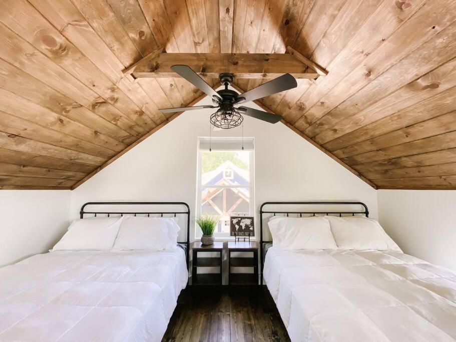 Modern Smoky Mountain Tiny House Apartamento Pigeon Forge Exterior foto